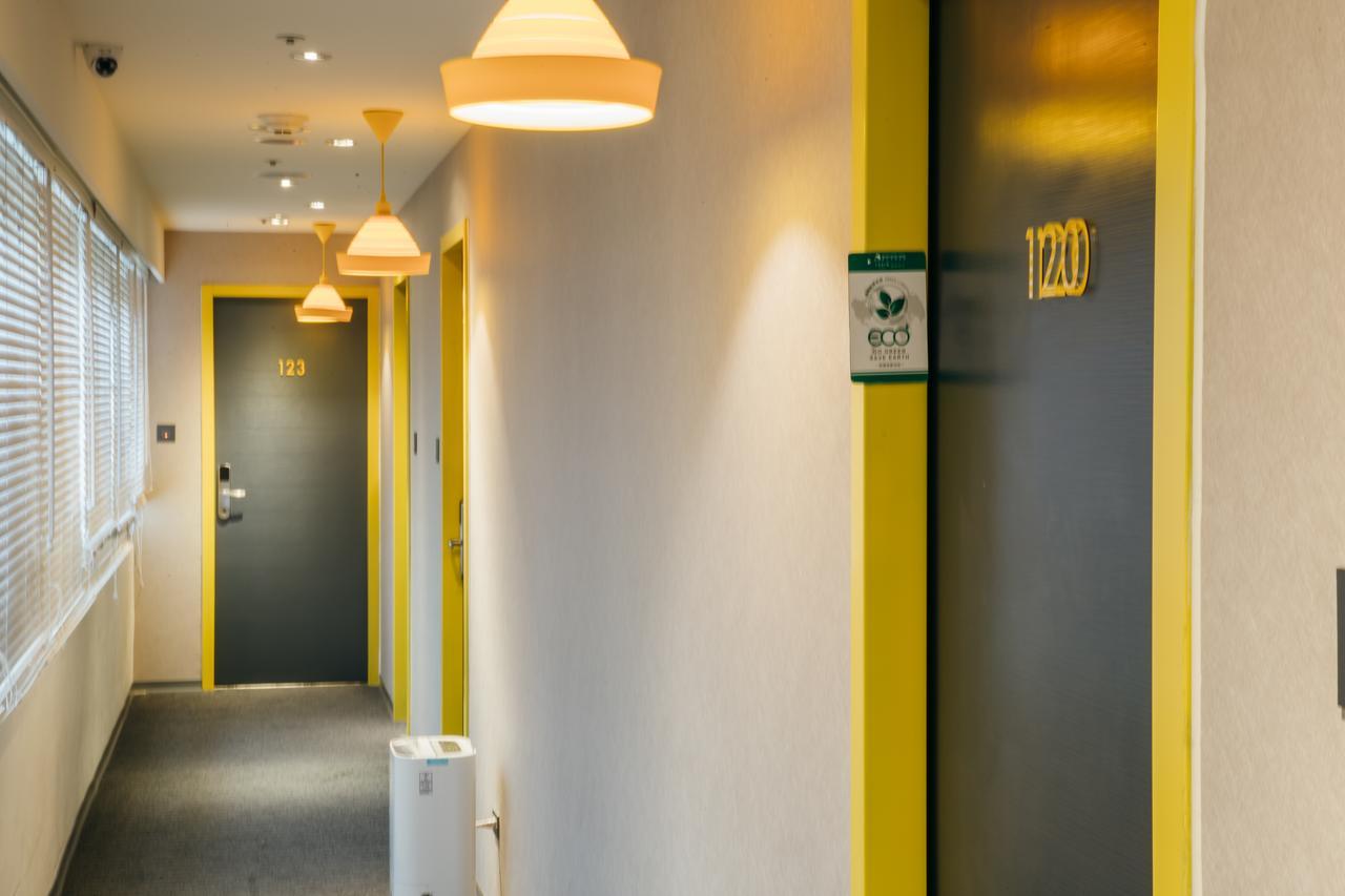 Click Hotel - Ximending Branch Taipei Exterior foto