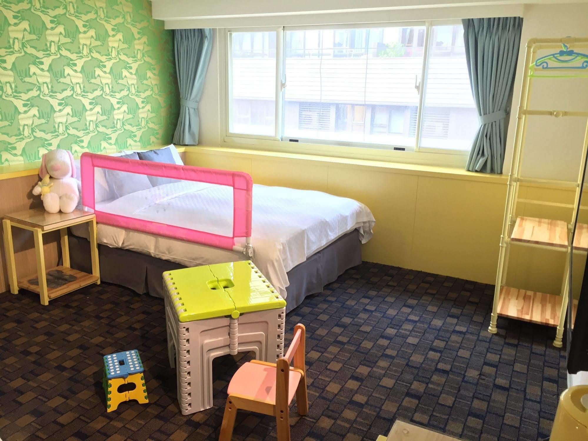 Click Hotel - Ximending Branch Taipei Exterior foto